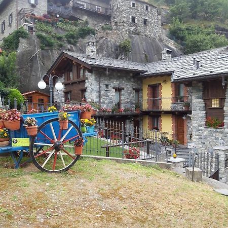 La Coccinella Villa Donnaz Eksteriør bilde